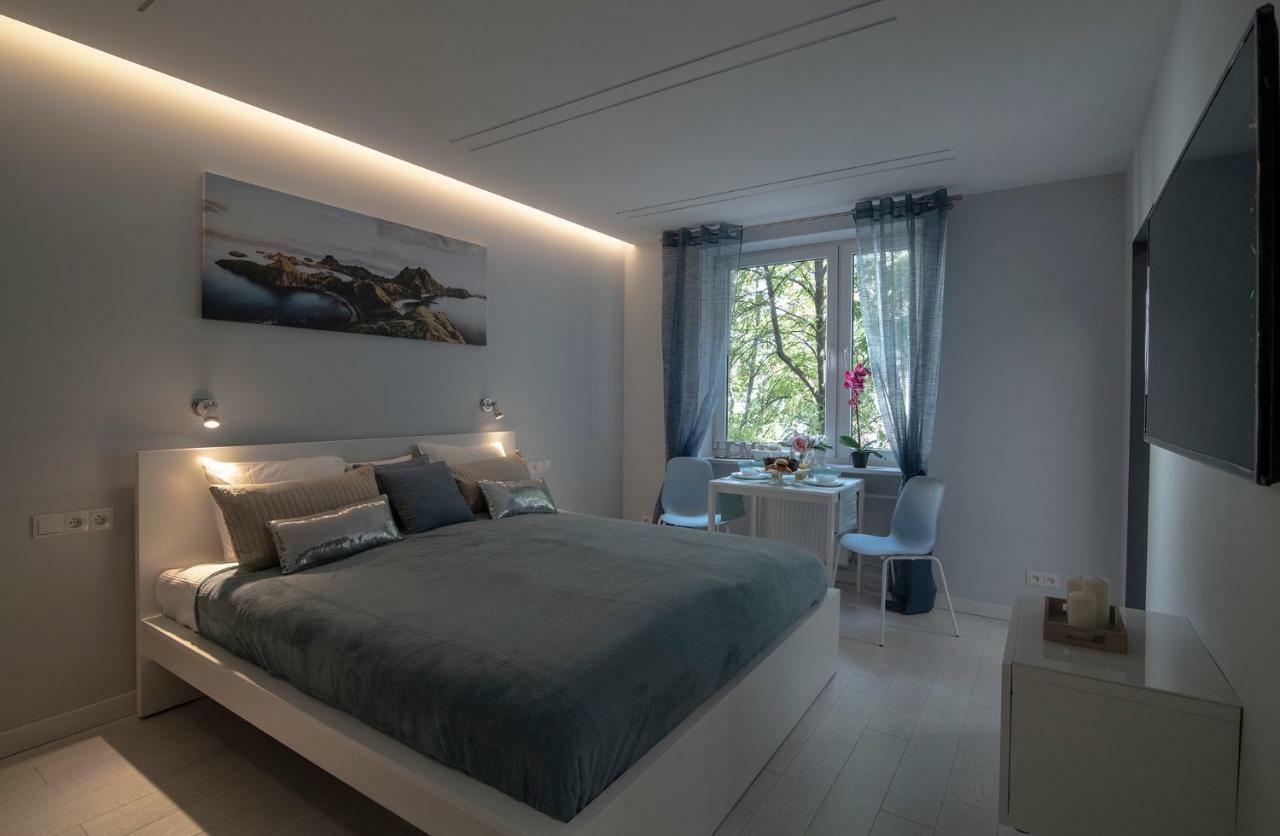 Wlr Apartments - Hoza I Warszawa Exteriör bild